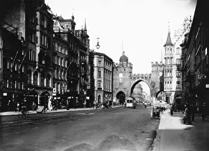 Karlsplatz: Karlstor in Munich, about 1900