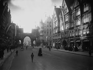Karlsplatz: Karlstor in Munich, about 1900