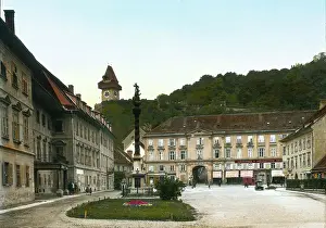Schlossberg: Karmeliterplatz (square) in Graz
