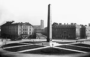 Karolinenplatz: Karolinenplatz with obelisk in Munich