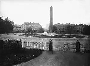 Karolinenplatz: Karolinenplatz with obelisk in Munich