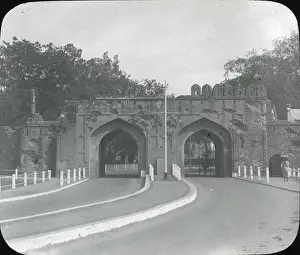 Kashmir: Kashmir Gate, Delhi