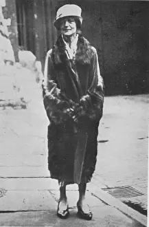 Apr22: Kate Meyrick leaving Holloway Prison