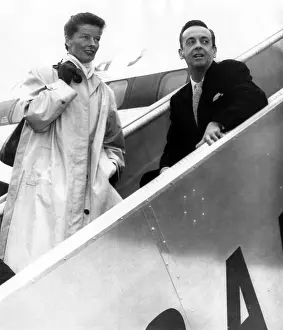 Qantas: Katharine Hepburn and Robert Helpmann, ?