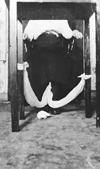 Psychic News: Kathleen Goligher with ectoplasmic loop, Belfast