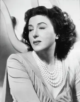 Katina: Katina Paxinou - Actress