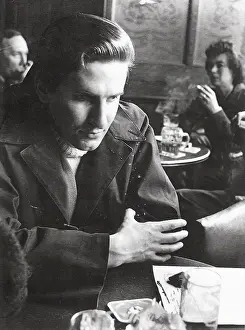 Johnstone: Keith Johnstone - pioneer of improvisational theatre