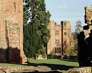 Leicesters: Kenilworth Castle