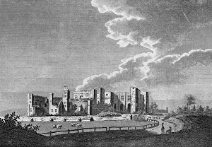 Kenilworth: KENILWORTH CASTLE, Warwickshire