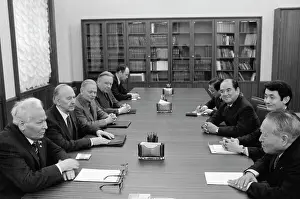 Chernenko: Kenji Miyamoto visits USSR