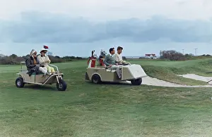 Kennedys: The Kennedys golf with the Ben Bradlees ?