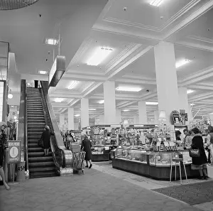Escalator: Kensington Department Store