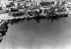 Gobel: Kerch port, 1942