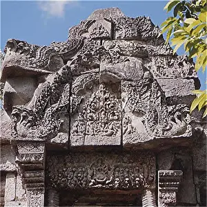 Battambang: KHMER RUINS