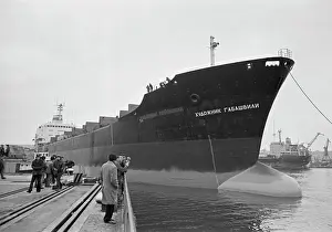Varna: Khudozhnik Gabashvili bulk carrier