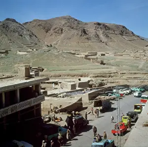 Douglas Dickins: KHYBER PASS/LANDI KOTAL