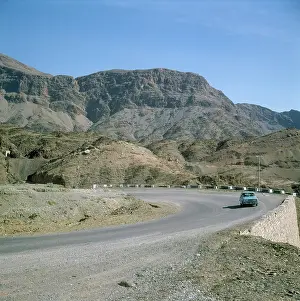 Douglas Dickins: KHYBER PASS/RAILWAY