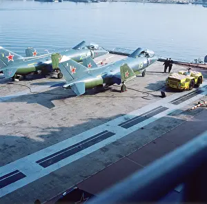 Antisubmarine: Kiev antisubmarine cruiser, 1980