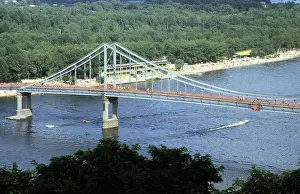 Dnieper: Kiev in pictures, 1977