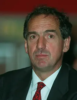 Howells: Kim Howells MP