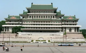 Opposite: Kim Il-sung Square in Pyongyang, 1996