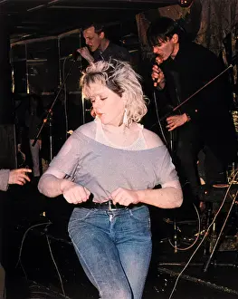 Ignores: KIM WILDE WANNABE