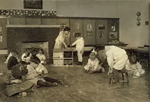 Tulsa: Kindergarten children in Horace Mann School ?