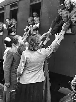 Kinderlandverschickung: Kinderlandverschickung ( evacuation of children) from Be