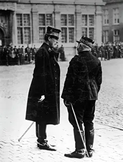 Saxe: King Albert I in conversation with a general