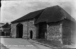 Gateway: King Alfred's Gateway