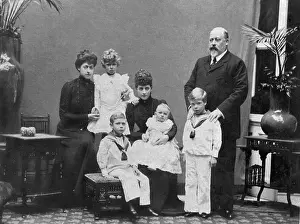 Toria: King Edward VII and grandchildren
