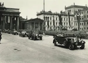Immigration: King Fu'ad I visiting Berlin, 1929