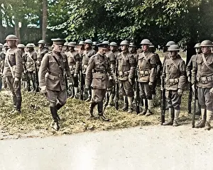 Brtish: King George V with troops, Western Front, WW1