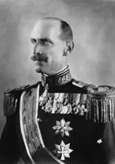 Haakon: King Haakon VII, 1937