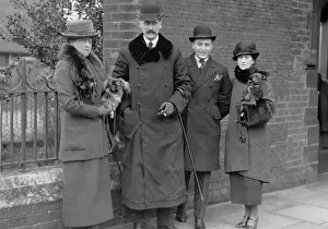 Haakon: King Haakon VII with his family and Princess Victoria, 1928
