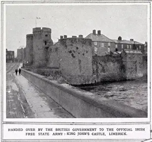 Apr22: King John's Castle with Irish flag flying