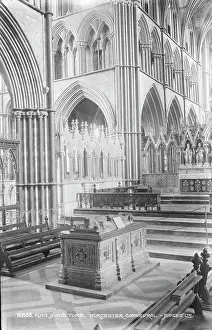Railings: King John's Tomb in Worcester Cathedral