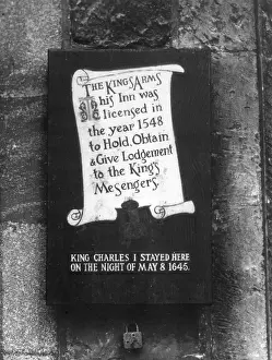 KING'S ARMS INN SIGN