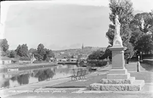 Benches: Kingsbridge Promenade