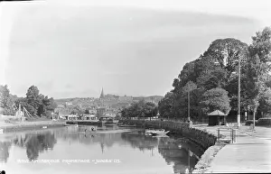 Benches: Kingsbridge Promenade