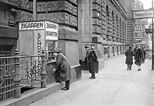 Cigars: Kiosk in Berlin, 1929