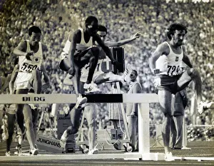 Hurdles: Kip Keino