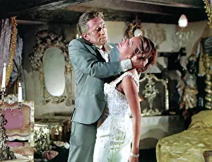 Charisse: Kirk Douglas - Cyd Charisse
