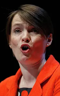 Kirsty: Kirsty Williams Am