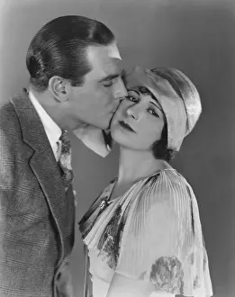 Everett Collection (old Visuals): Kissable