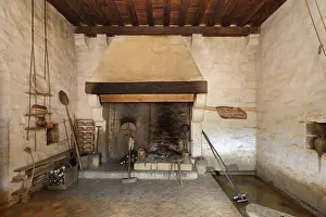 Guedelon: Kitchen, North Range, Chateau de Guedelon, Treigny