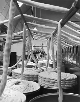 Tubs: Knitting wool production - mechanical process