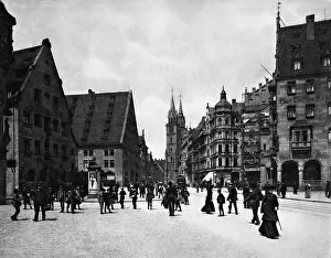 Lorenz: Koenig Street in Nuremberg