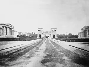 Koenigsplatz: Koenigsplatz (King`s Square) in Munich around 1900