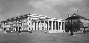 Ehrentempel: The Koenigsplatz in Munich